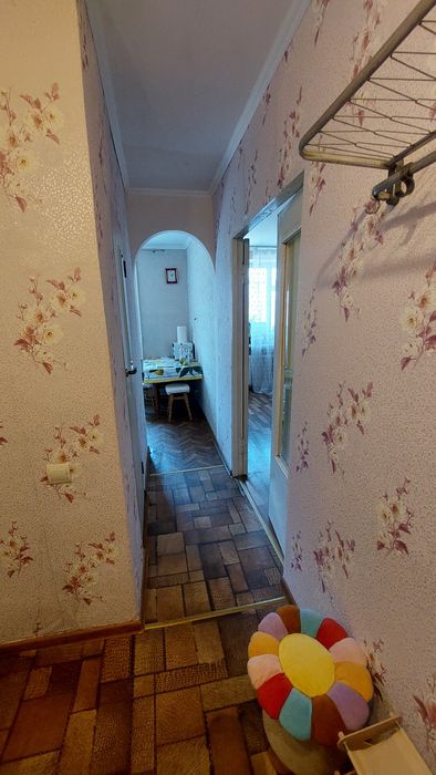 Сдам 1  ком. Квартиру. До лета.