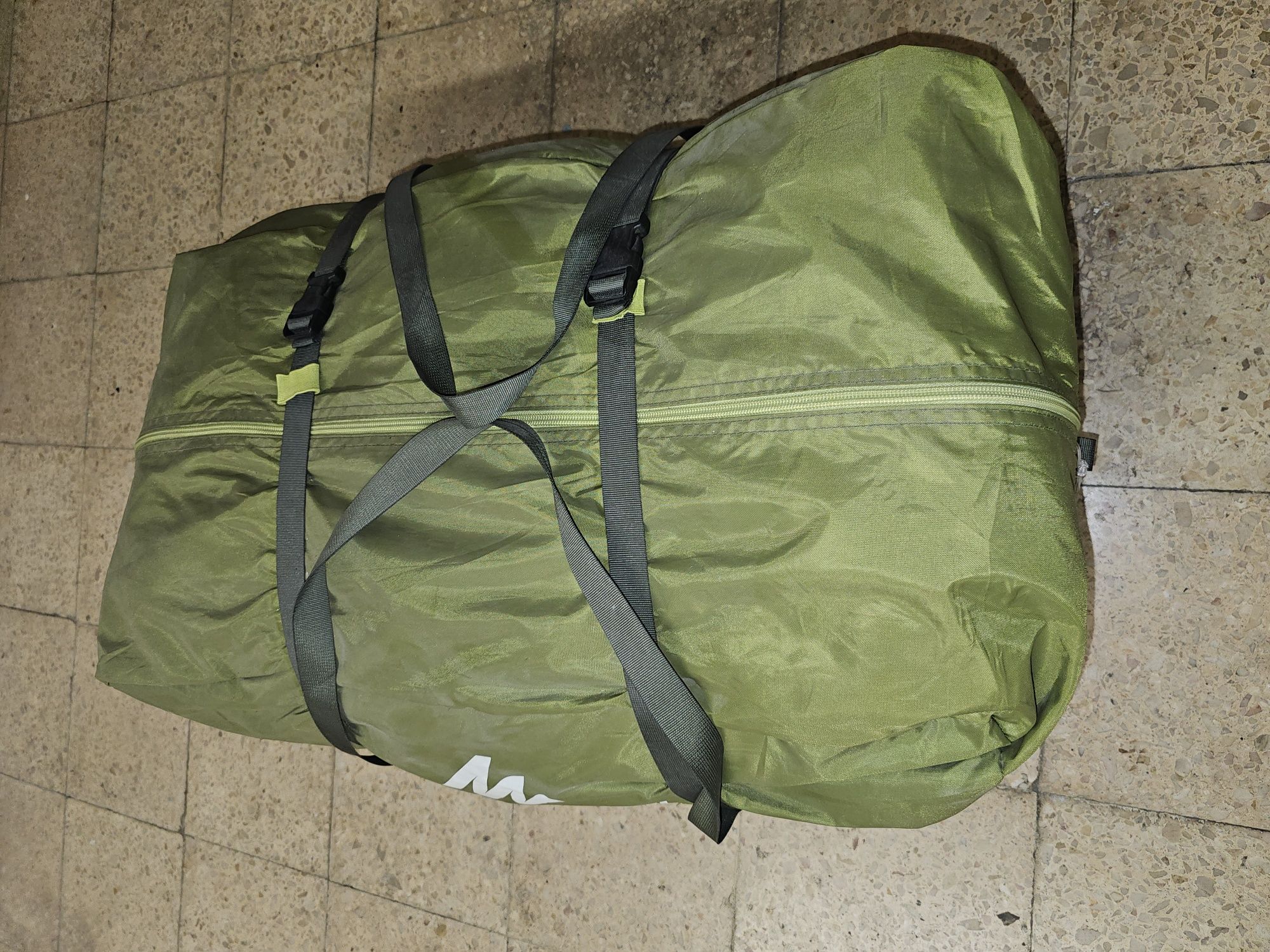Tenda quechua 8x4 XL