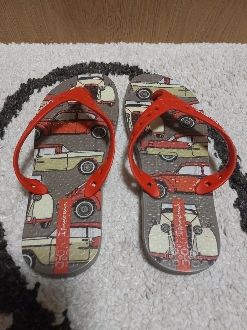 Japonki dziecięce Ipanema, rozmiar 33