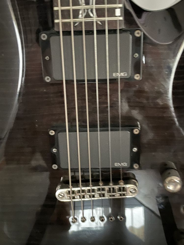 Demoniczna Gitara elektryczna ESP LTD F-400FM.