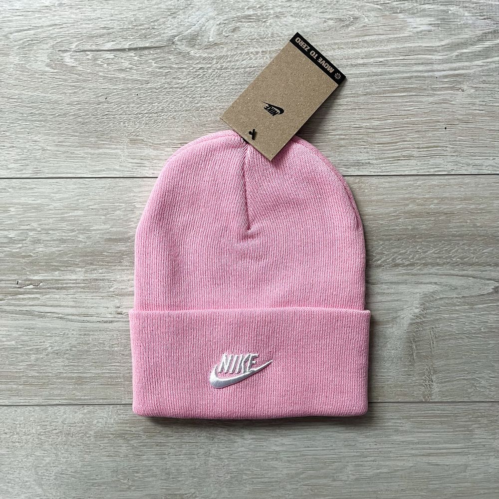 Czapka zimowa beanie nike haft logo air swoosh różowa pink na zimę