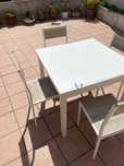 Mesa de refeicoes