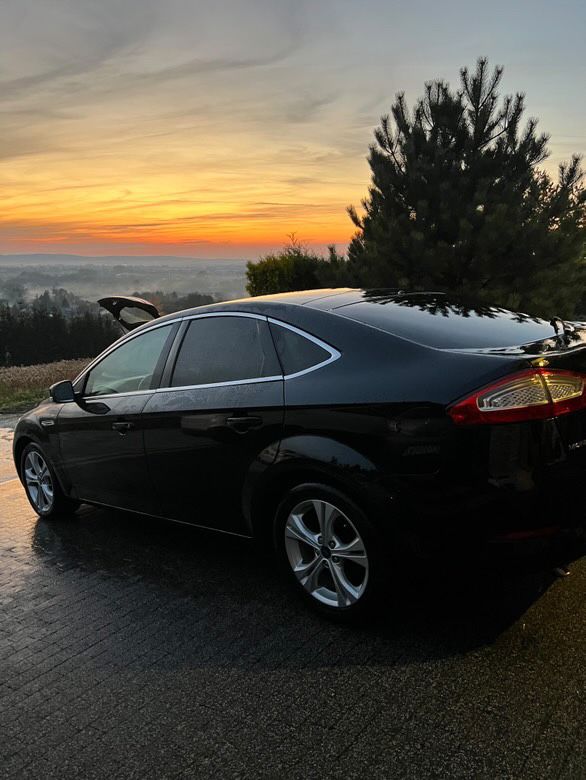 Ford Mondeo 2014r. bogate wyposażenie. !Uszkodzona skrzynia!