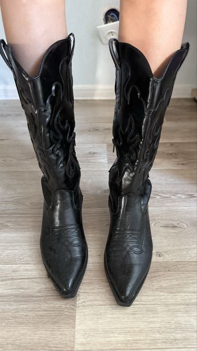 Сапоги козаки стильные