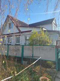 Продам 2 дома на одном участке Славянск(Курорт)