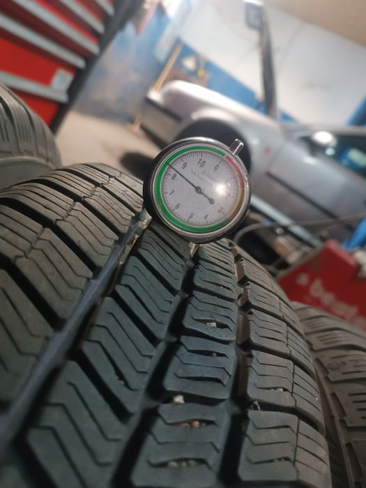 Komplet kół stalowych 4x100 Renault opony zimowe 195/65R15