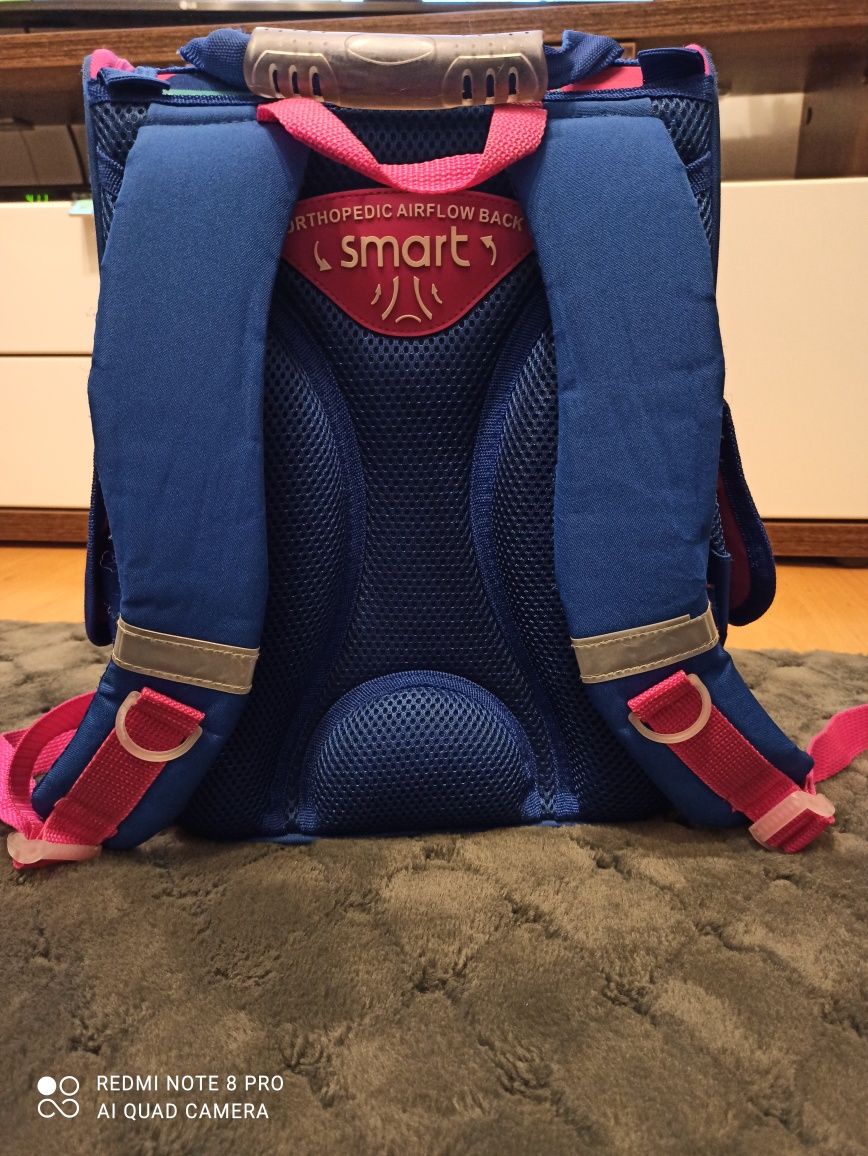 Tornister/plecak usztywniany dla dziewczynki