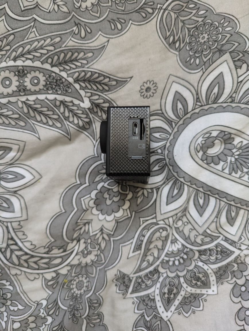 Kamera sportowa Goxtreme Rebel+ opaska na głowę
