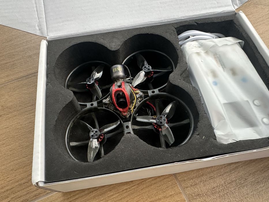 Дрон mobula 8 мобула fpv + 2s батарея + зарядка