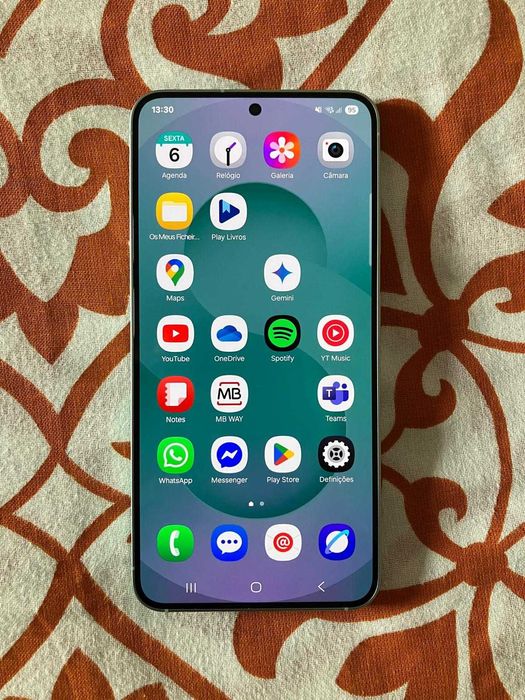 Samsung Galaxy S25 128GB rigorosamente novo e na garantia