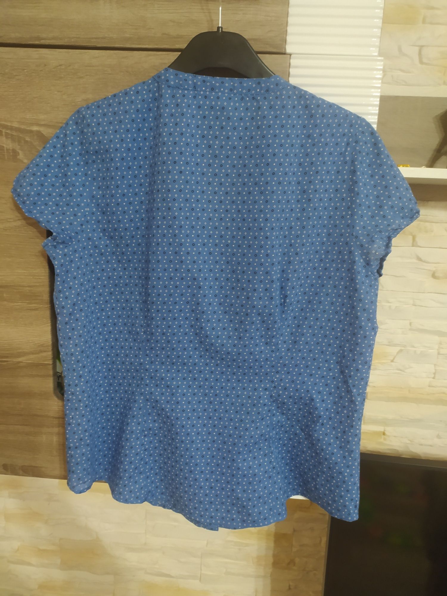 Koszula zapinana bluzka rozpinana L 40 we wzorki z krótkim rękawem