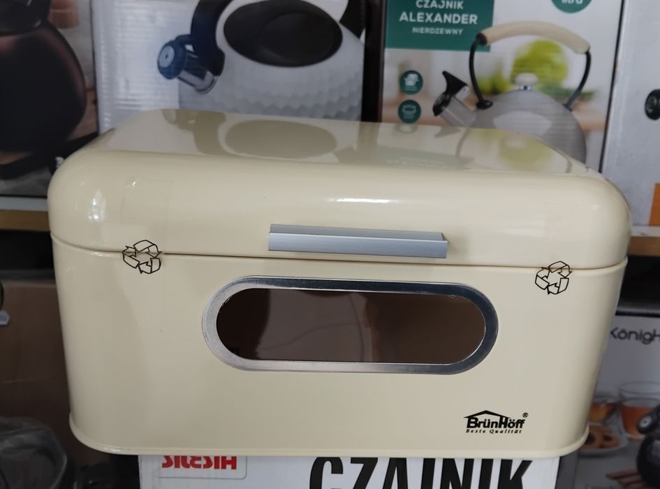 Nowy chlebak kremowy z okienkiem