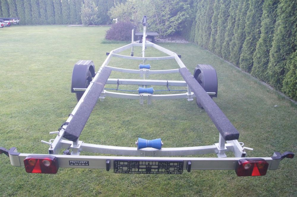 Abi Przyczepa podłodziowa DMC 1300 kg ład 990 kg  NOWA Przyczepa podłoldziowa laweta dmc 1300 kg ład 990 kg