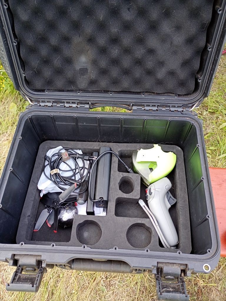 DJI FPV Fly More Combo