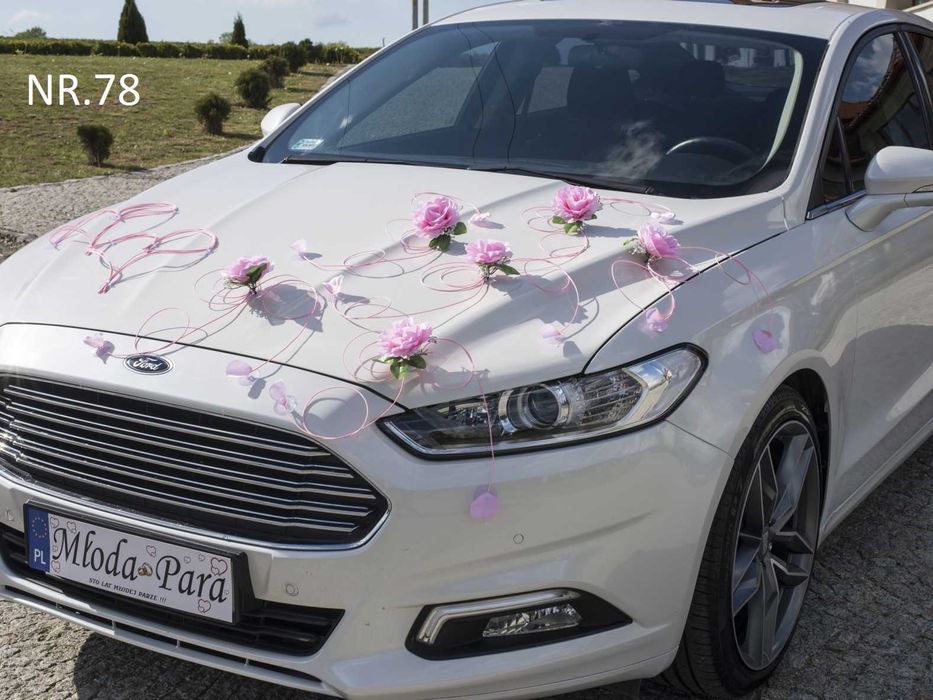 Dekoracje ślubne na samochód.Dekoracja na auto samochód ślub 078