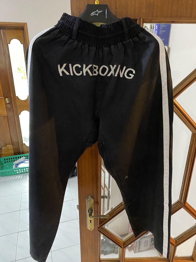 Kimono Judo, Calças Kickboxing, Calções Muay Tay