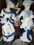 Figurka z porcelany w stylu rococo