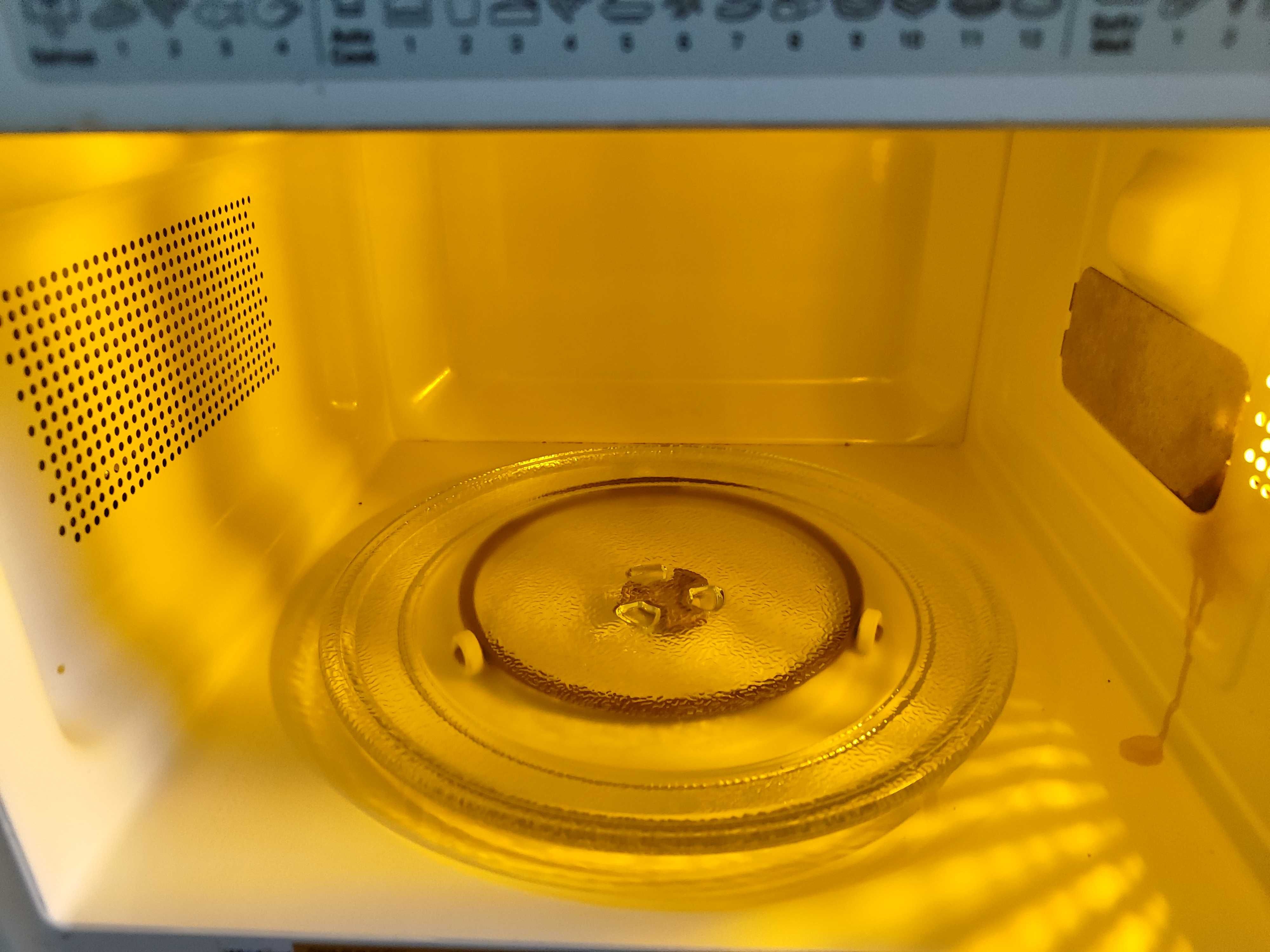 Kuchenka mikrofalowa wolnostojąca Whirlpool - MWP 203 SB