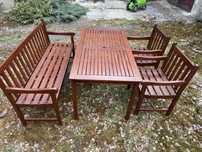 Meble ogrodowe z drewna egzotycznego plus parasol