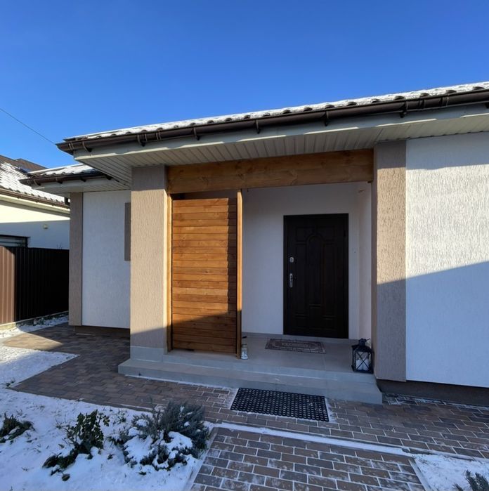 Жалюзі київ садові жалюзі тераси дереа'яні жалюзв металеві ролети київ