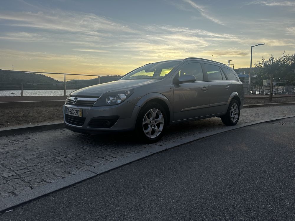 Opel Astra H caravan 1.7 cdti motor isuzo