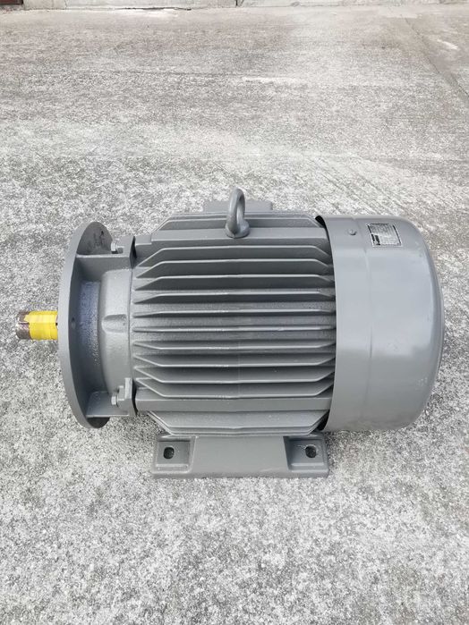 Silnik elektryczny 11 KW  380v 1470 obr/min