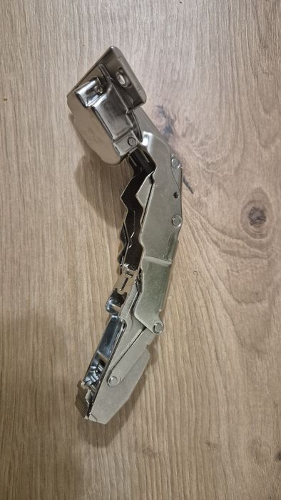 BLUM 71B7550 zawias z zerowym uskokiem.,ze sprężyn, 155'