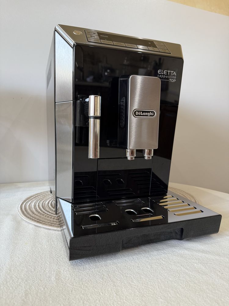 Кавомашина/кофеварка Delonghi Eletta cappuccino TOP