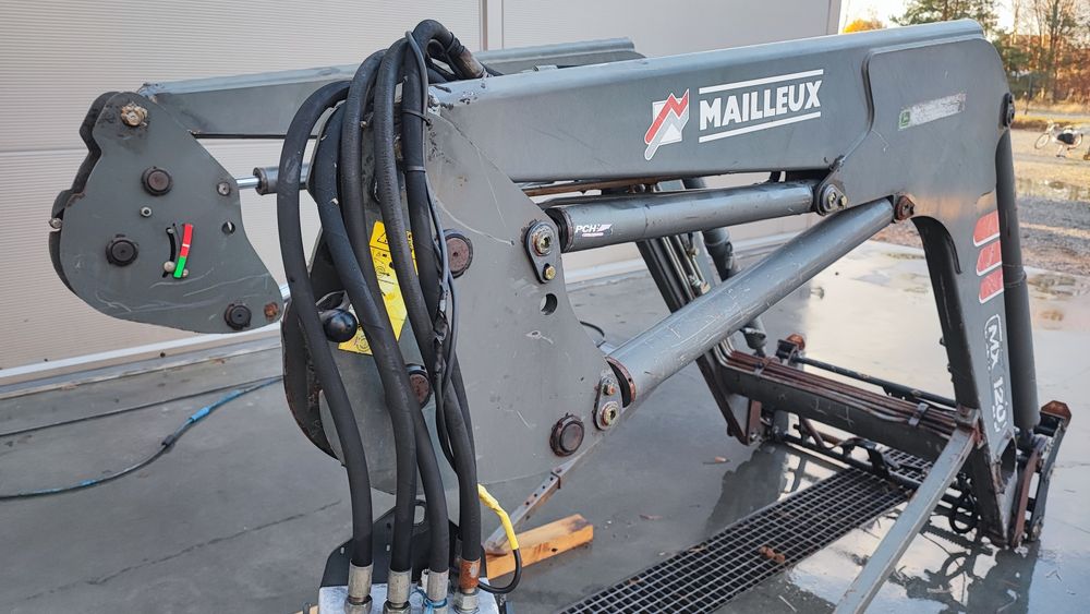 Ładowacz czołowy Mailleux MX 120 sprowadzony