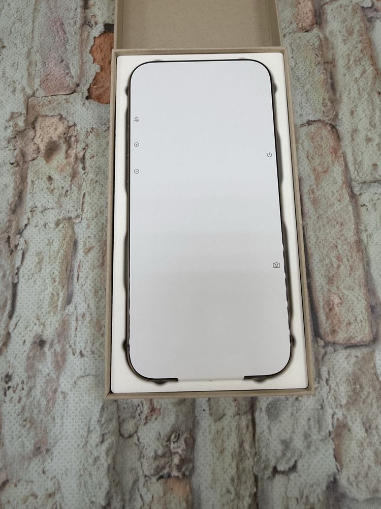 New Iphone 16 Pro Max 256gb neverlock Global Desert Titanium 1250$