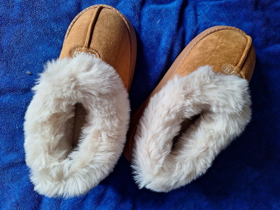 Zimowe buty, kapcie cieplutkie 40 ,wkładka 24,5cm