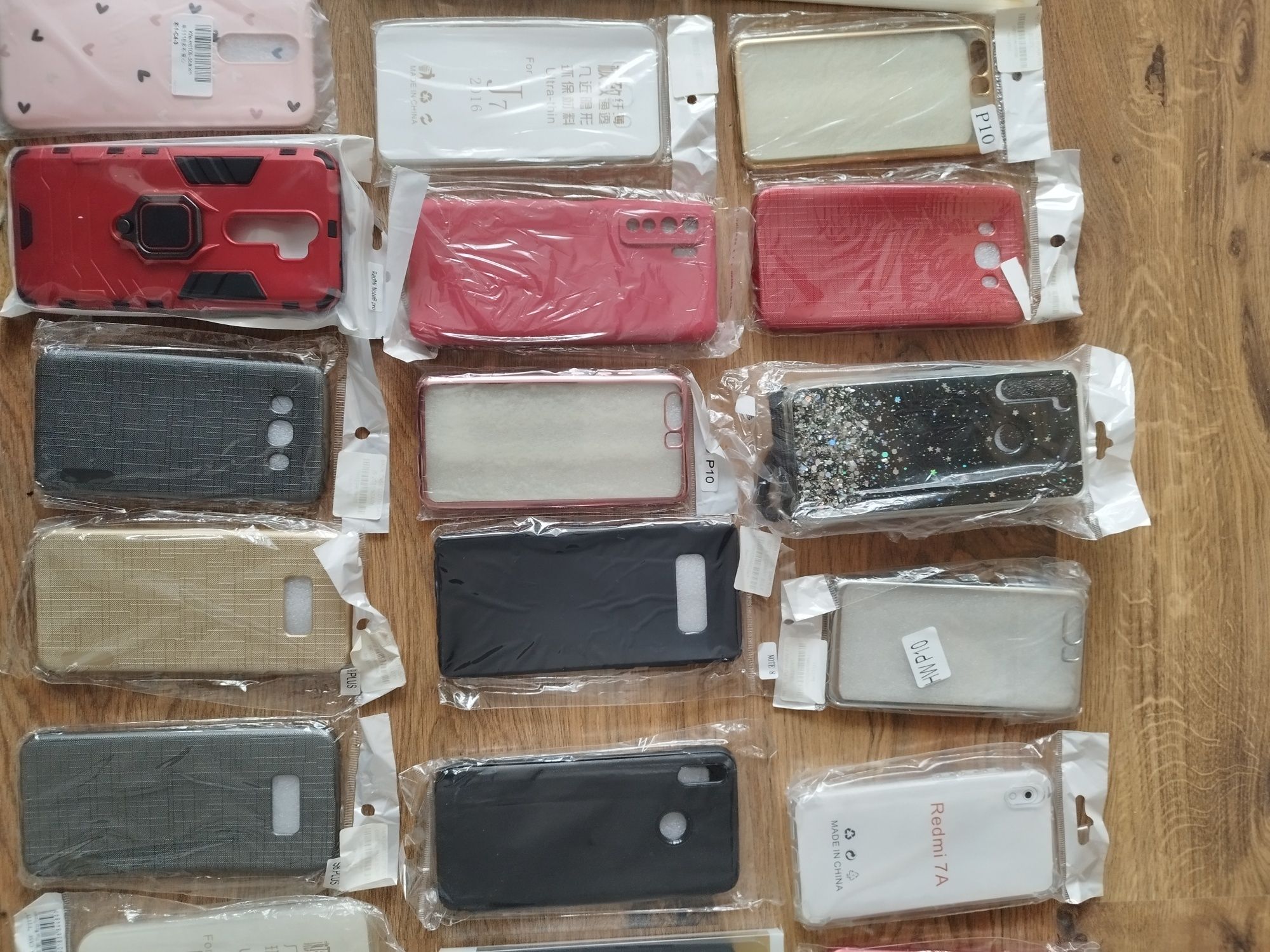 Zestaw 43 Etui do telefonów Sony Samsung Huawei HTC