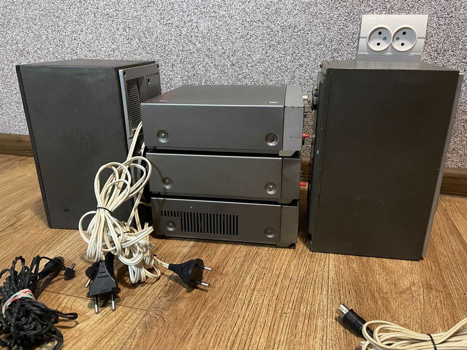 Аудіо система Ода-102-стерео Hi-Fi