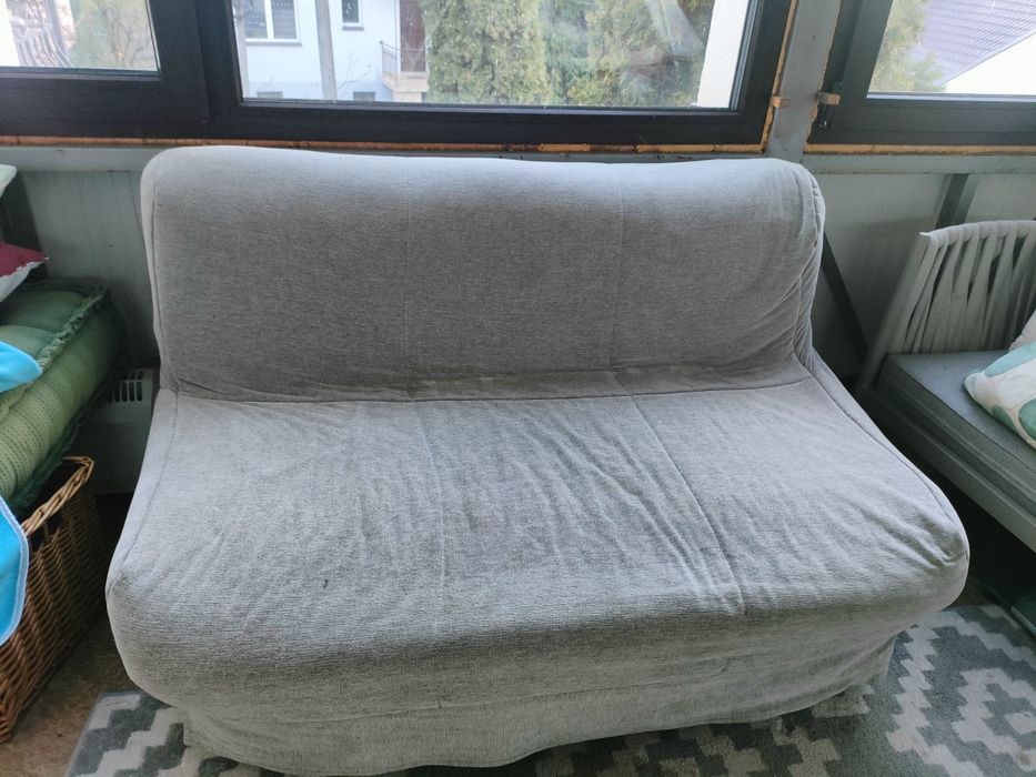 Łóżko rozkładane, Sofa Ikea lyksele z pojemnikiem na pościel