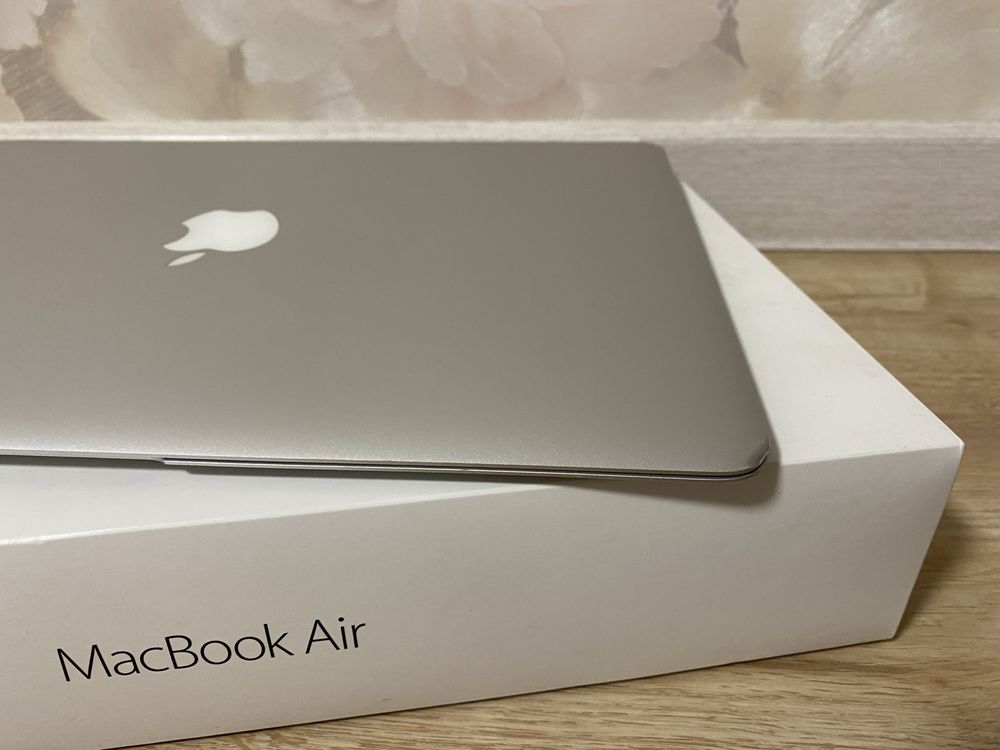 Терміново! MacBook Air 13” 2015/2017 року 8/128гб