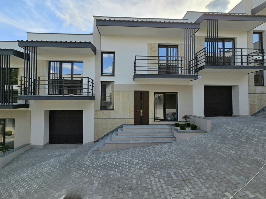 ПРОДАЖ СУЧАСНОГО ТАНХАУСА поруч з історичною частиною міста Ужгород