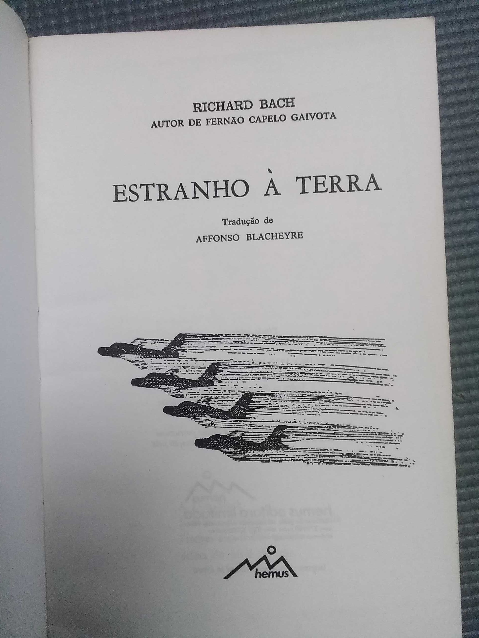 Estranho a Terra de Richard Bach - A