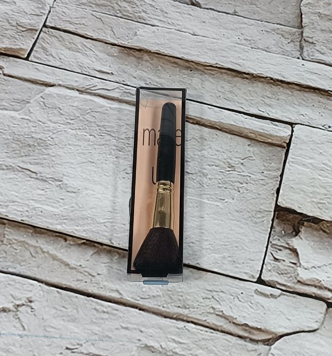 Pędzel do pudru i brązera