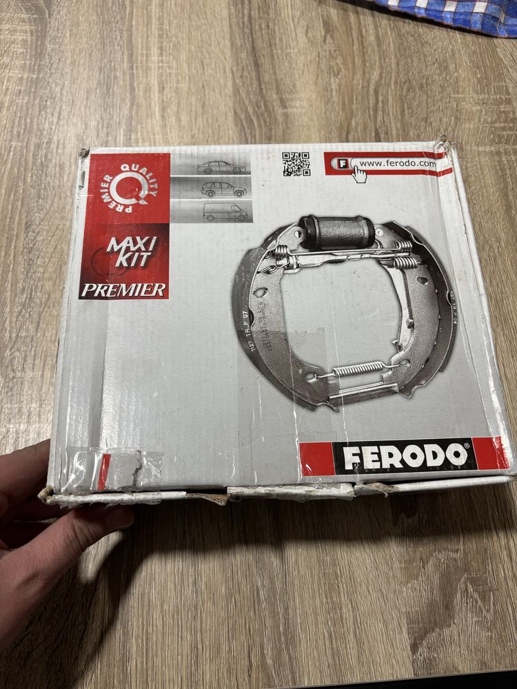 Kit de cintas traseiras Ferodo NOVAS para Renault Clio