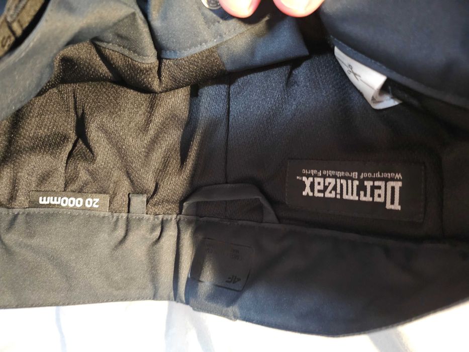 Spodnie narciarskie damskie 4F, rozm. S, nowe !