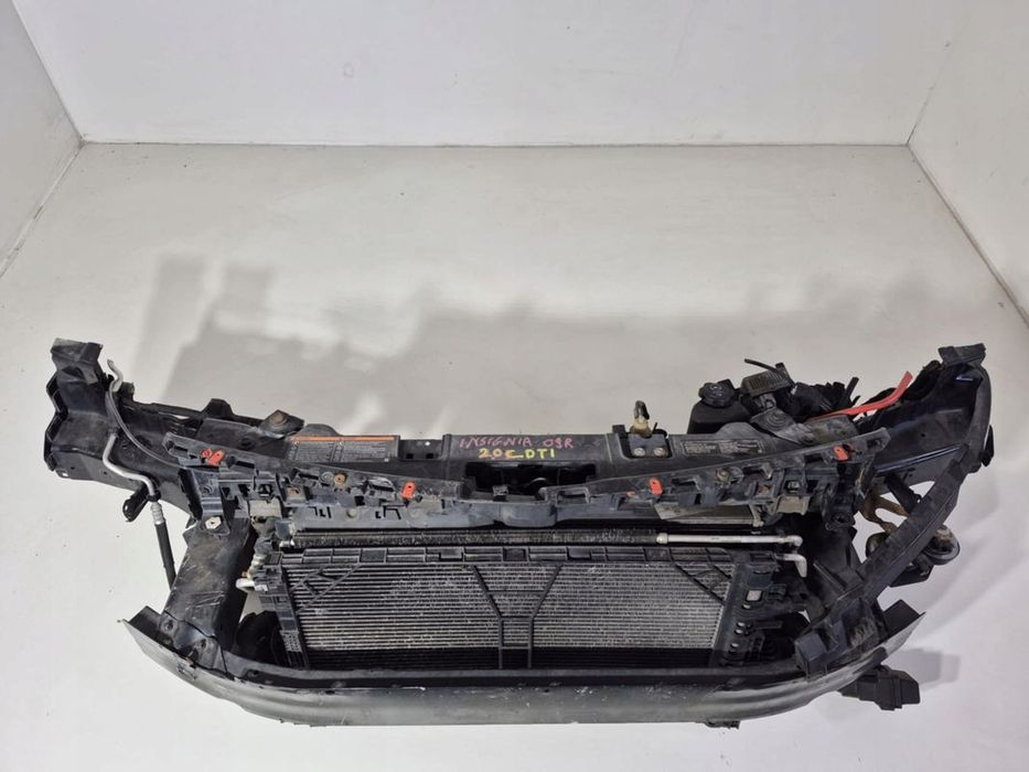 Pas Przedni Chłodnica Wzmocnienie Opel Insignia A 08-13/2.0 Cdti