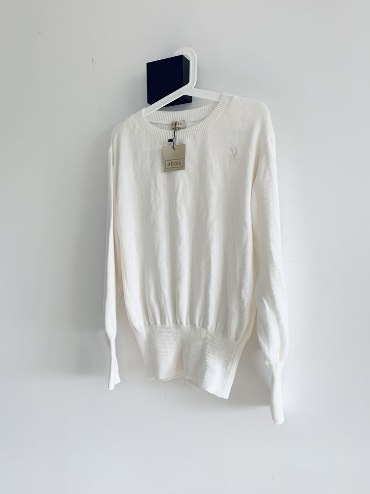 Sweter Reves Fleur biały ecru longsleeve basic