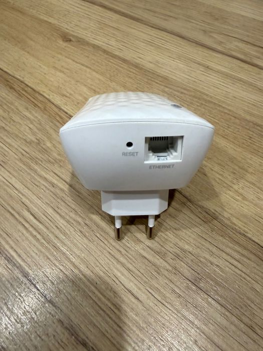 Wzmacniacz sieci TP-LINK RE200 2.4 / 5 GHz, Wi-Fi 5 (802.11 b/g/n/ac)