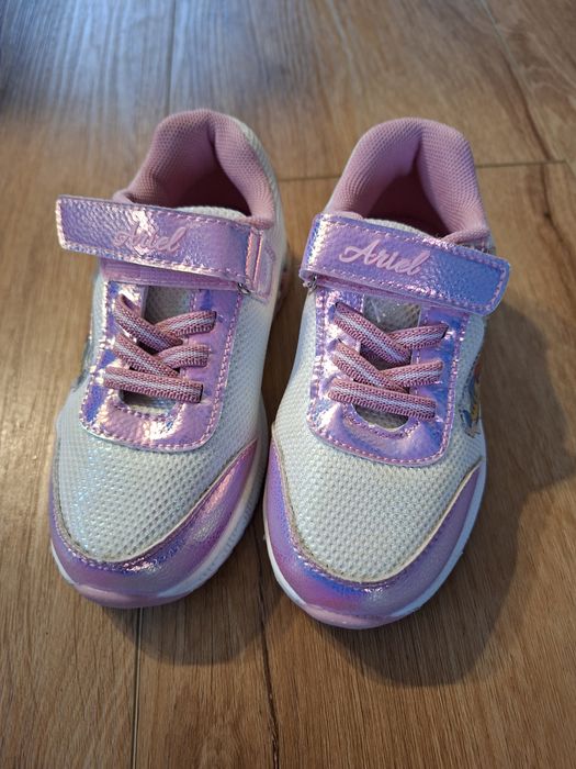 Buty sportowe dla dziewczynki r.27