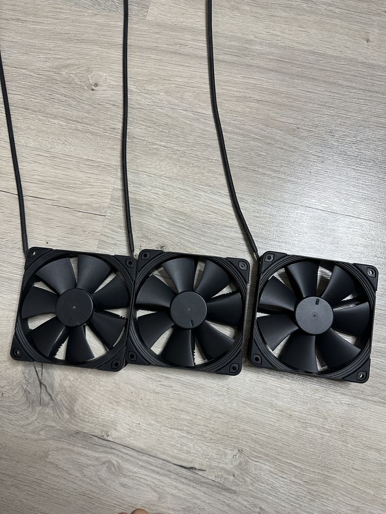 Вентилятори Be Quiet Silent та Noctua Nf - f12