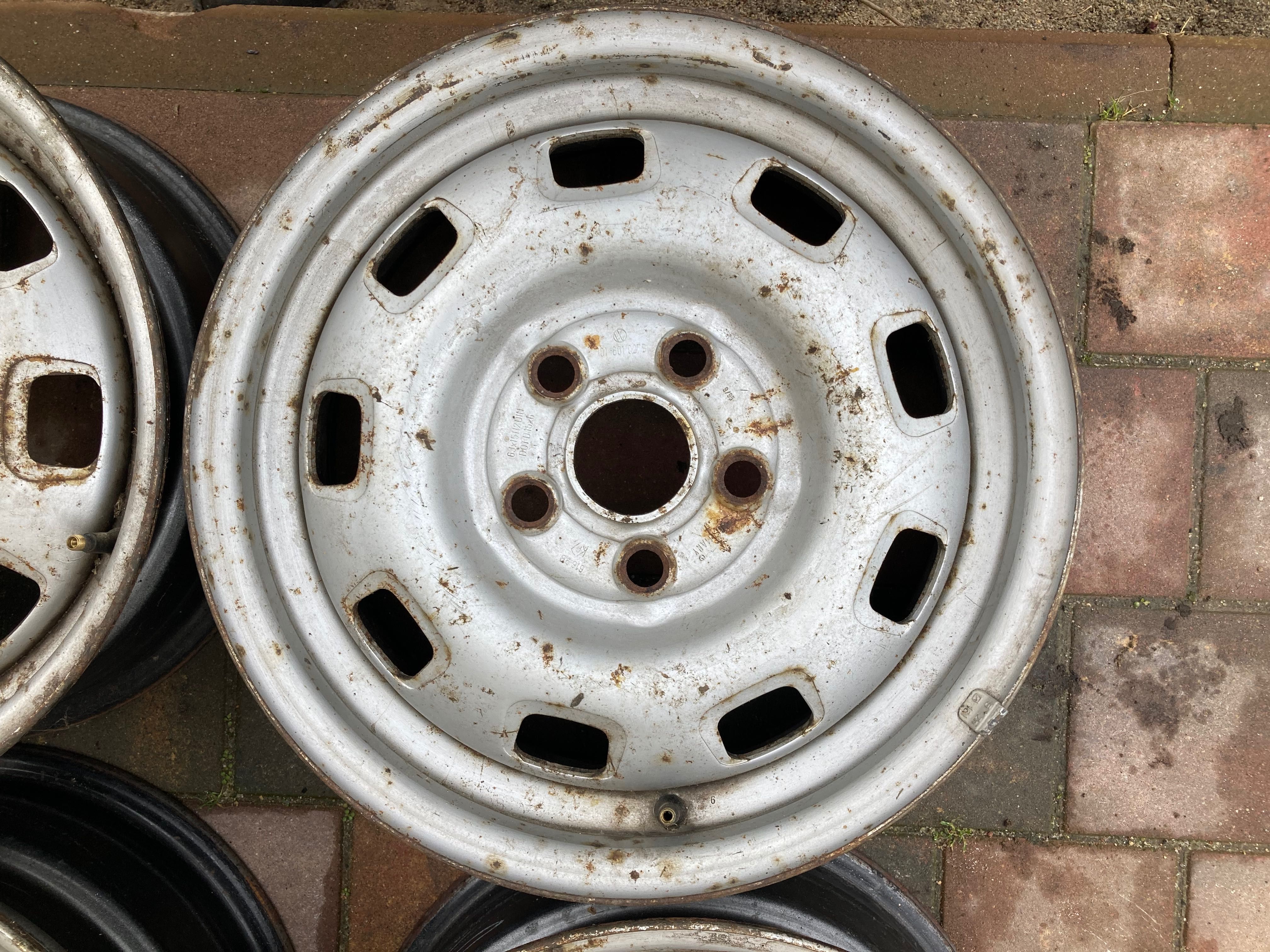 Volkswagen VW T4 felgi stalowe R15 6J 5x112 ET44