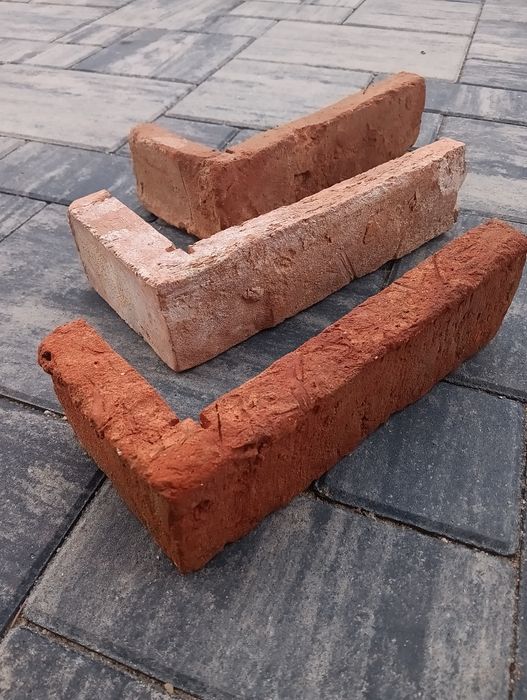 Stara cegła narożnik
