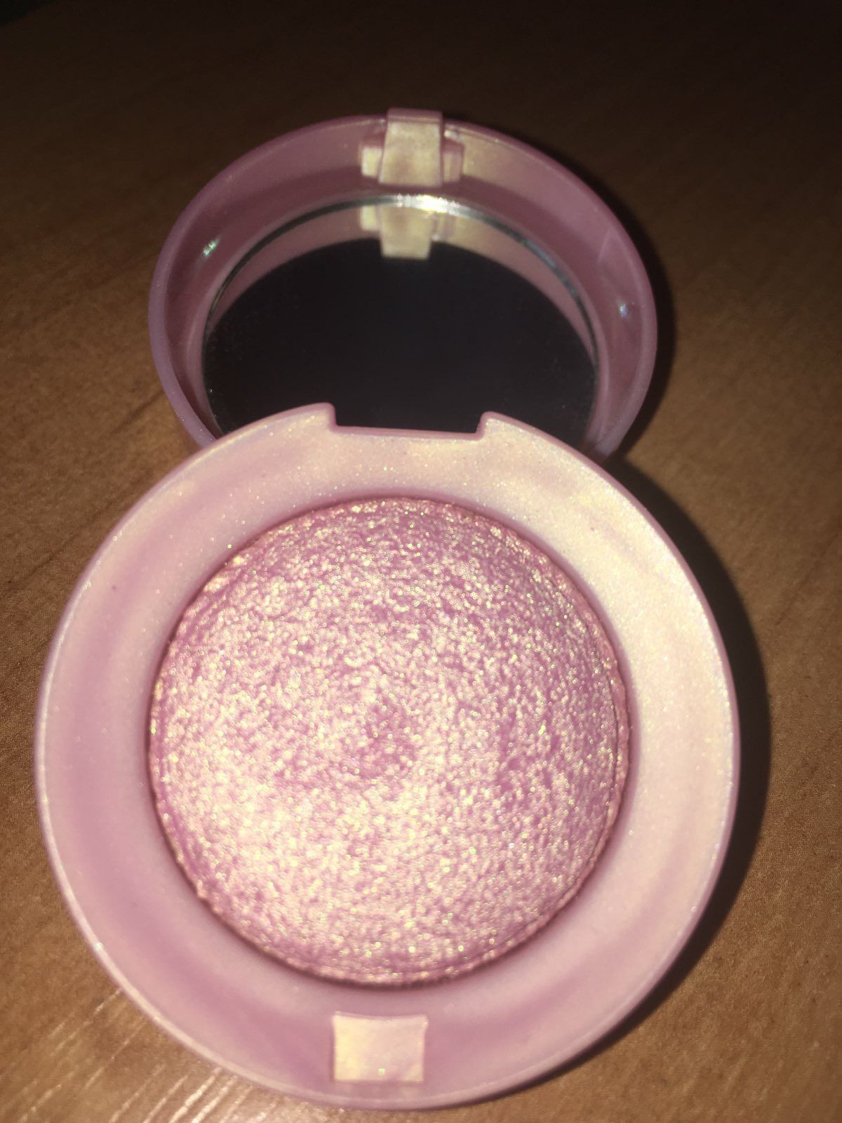 Bourjois тени, хайлайтер. 34 Rose tentation.