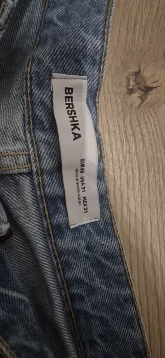 Jeansy męskie Bershka rozm 40