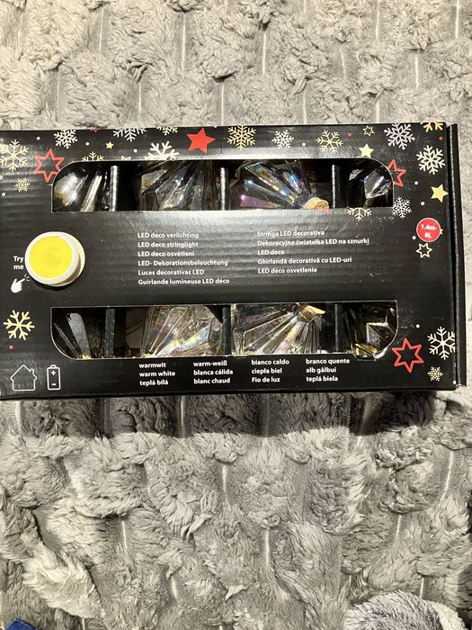 Girlanda diamentowa LED 1,4 m – 8 lampek, ciepłe białe